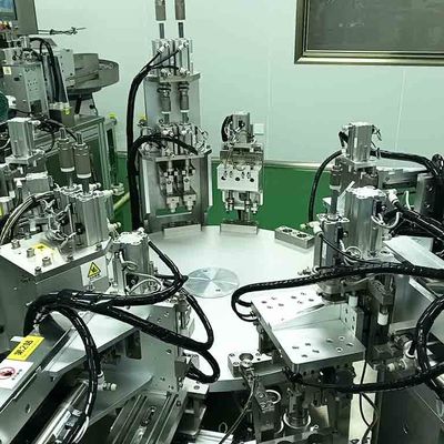 Хорошая цена. Flip Cap Assembly Машина вращающегося наполнителя и крышки сертификат CE онлайн