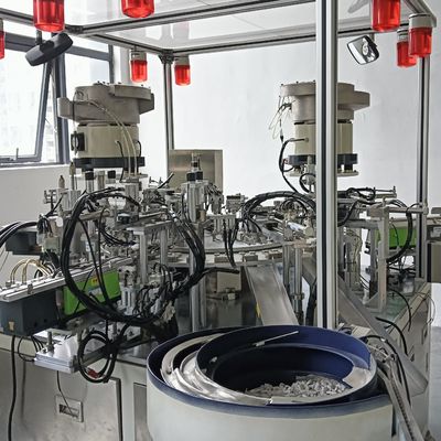 Хорошая цена. Нестандартная автоматизированная сборка крови с триггером игловая сборка с высоким техническим содержанием онлайн