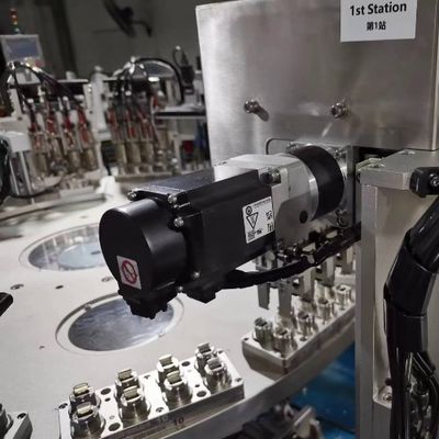 Хорошая цена. PLC управляемый Euro Cap Assembly Machine для очистки печати фольги онлайн