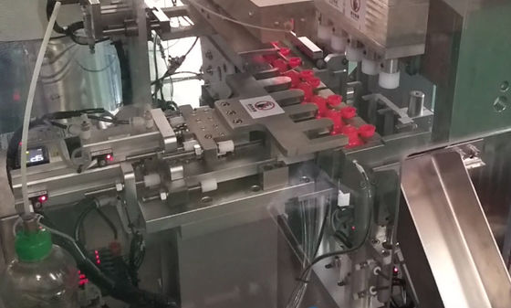Хорошая цена. Полностью автоматическая сборочная машина для ежедневных нужд для линий формования инжекцией онлайн